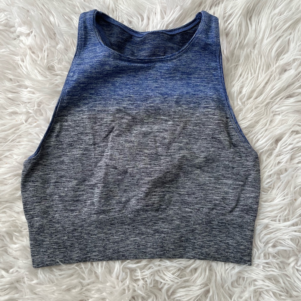 Lululemon seamless crop tank, size 6